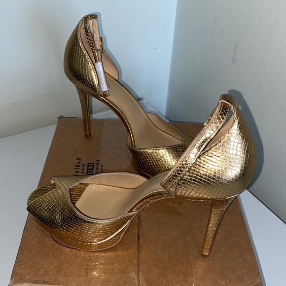 MICHAEL Kors Jordyn Snake Embossed Metallic Leather Platform Sandals - Picture 11 of 11